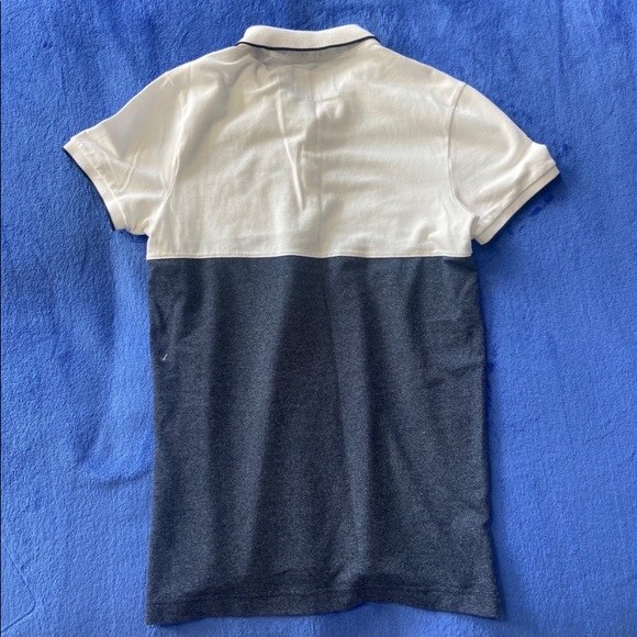Hollister Polo Collared Shirt - Picture 2 of 3